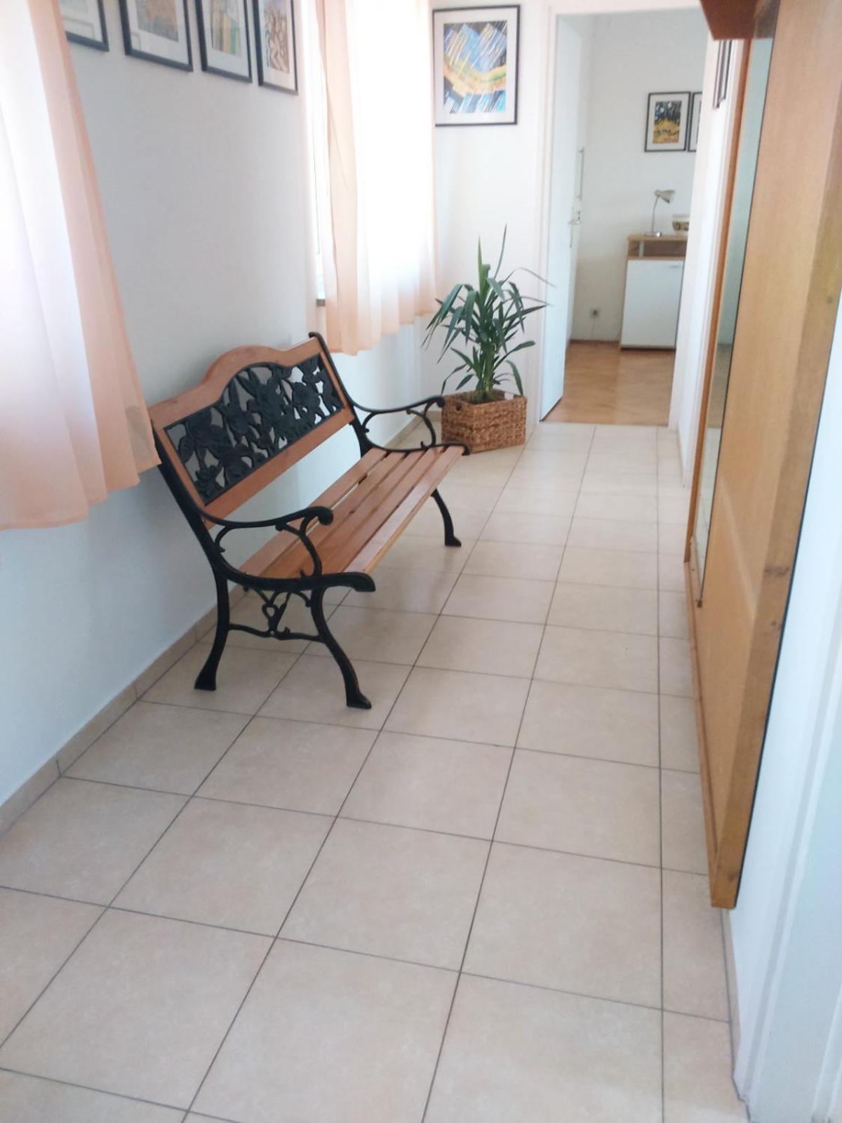 Apartment Silva 1133 Pula Buitenkant foto